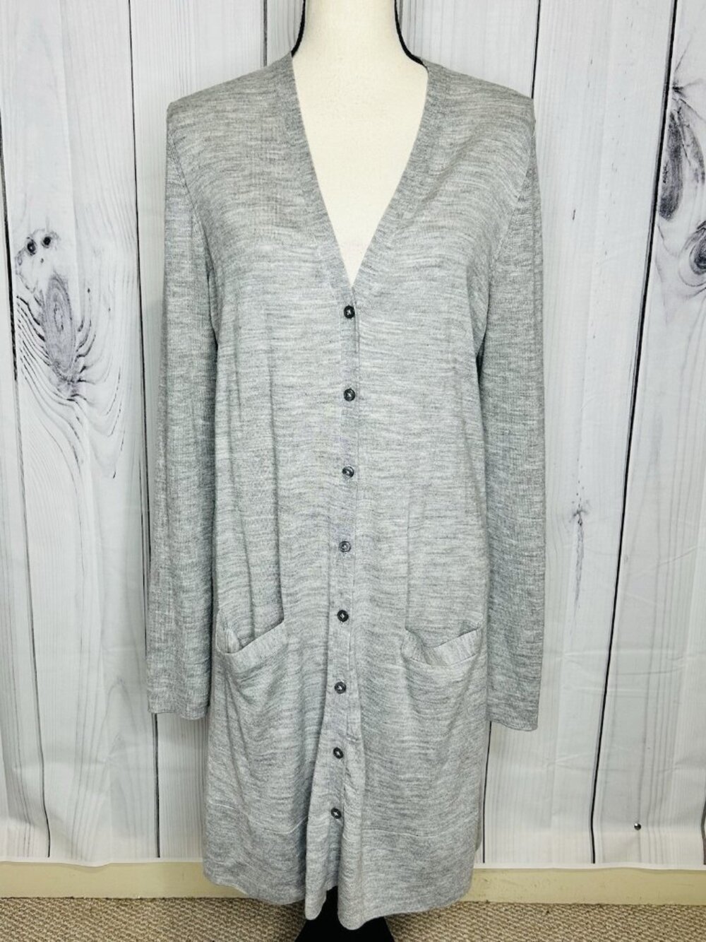 Ann Taylor Loft Gray Long Sleeve Button Up Lightweight Sweater Cardigan Size XL